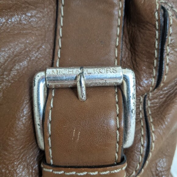 Michael Kors Brown Leather Doctors Satchel with Duster - Picture 6 of 10